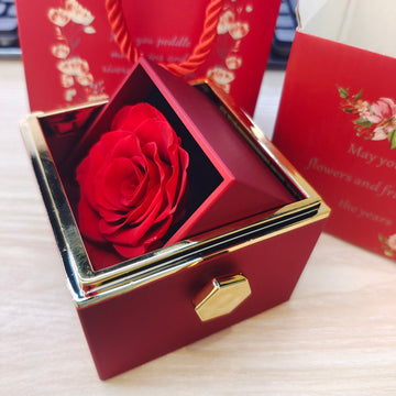 Rotating Gift Box with Rose and Necklace
