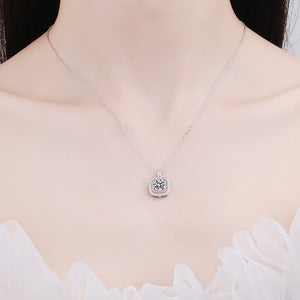 Cherry Blossom Moissanite Necklace - QLbright