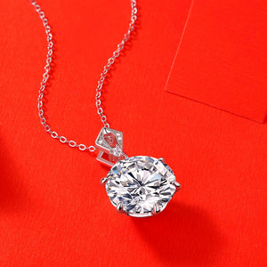 Onglint 10-Carat Round Moissanite Necklace